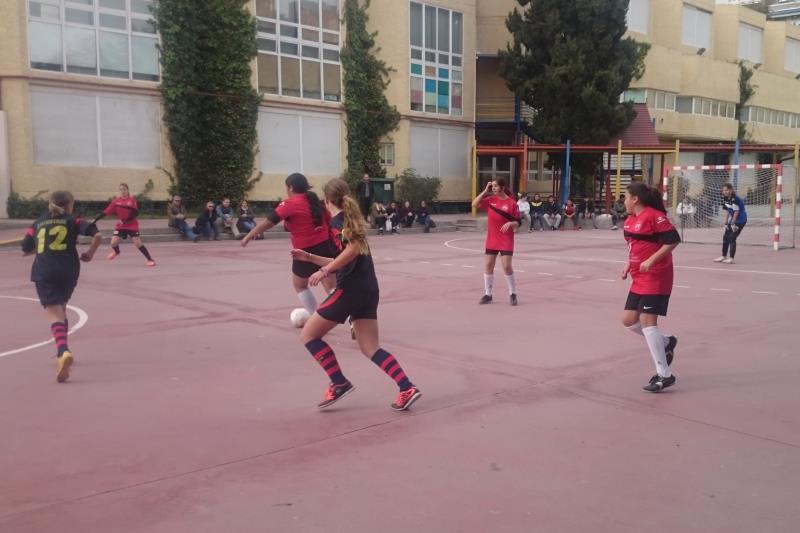 Femenino vs Runny